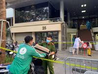 [Ảnh] Phong tỏa tạm thời ngân hàng Vietinbank 25 Lý Thường Kiệt