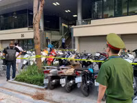 [Ảnh] Phong tỏa tạm thời ngân hàng Vietinbank 25 Lý Thường Kiệt