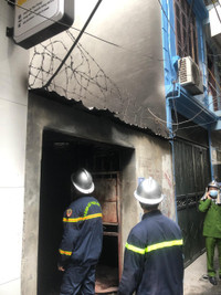 [Ảnh] Hiện trường vụ cháy nhà làm 4 người tử vong ở phố Tam Khương