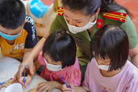 Trung thu sớm với trẻ mồ côi Hà Cầu