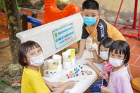 Trung thu sớm với trẻ mồ côi Hà Cầu