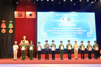 Triển lãm ảnh “Tự hào tuổi trẻ công an Thủ đô”