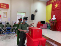 [ẢNH] Cán bộ chiến sỹ Công an Thủ đô nô nức tham gia bầu cử
