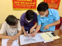 [Ảnh] Phong tỏa, lấy mẫu xét nghiệm cho người dân tại các xã ở huyện Thạch Thất