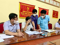 [Ảnh] Phong tỏa, lấy mẫu xét nghiệm cho người dân tại các xã ở huyện Thạch Thất