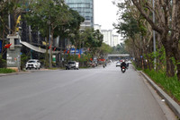 Giảm 'nhiệt' các 'điểm nóng' giao thông ở Hà Nội trong chiều 30 Tết