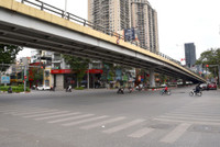 Giảm 'nhiệt' các 'điểm nóng' giao thông ở Hà Nội trong chiều 30 Tết