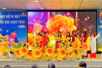 Học sinh Hà Nội sôi nổi tham gia ngày hội chào xuân 