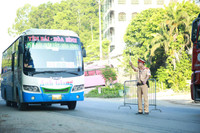 Chốt kiểm soát dịch Covid-19 tại cửa ngõ Hà Nội