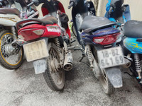 Cận cảnh hơn 40 thanh, thiếu niên 'đầu trần' đi xe không biển bị Cảnh sát 141 hóa trang phát hiện, xử lý