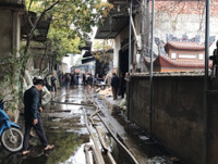 [Ảnh] Hiện trường vụ cháy xảy ra tại xưởng gỗ ở xã Hữu Bằng