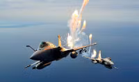 [ẢNH] 'Phượng hoàng lửa' Rafale Pháp chất lượng tốt nhưng giá quá đắt