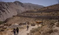 [ẢNH] Vì sao phe kháng chiến Afghanistan nhanh chóng bị Taliban dồn đến đường cùng?