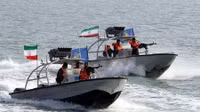 [ẢNH] Iran biên chế gần 350 xuồng cao tốc vũ trang