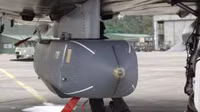 'Kiếm sĩ' Su-24 thời Liên Xô tăng uy lực khi được trang bị tên lửa hành trình phương Tây