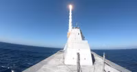 Siêu tàu khu trục Zumwalt tàng hình trị giá 9 tỷ USD vừa biên chế đã hoen rỉ