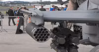 Trực thăng tấn công AH-1Z Viper hủy diệt mục tiêu ở khoảng cách gần 280km