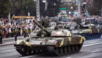 Binh đoàn xe tăng T-64 Ukraine âm thầm áp sát, miền Đông đột ngột căng thẳng