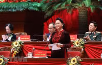 Hình ảnh các nữ đại biểu tham dự Đại hội XIII của Đảng