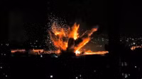 [ẢNH] Cách Israel đuổi thường dân ra ngoài trước khi đánh sập các tòa nhà tại dải Gaza