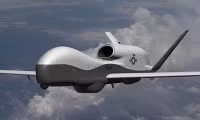 [ẢNH] Lần đầu tiên ‘Đại bàng xám’ MQ-4C của Mỹ tới Nhật Bản
