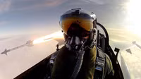 [ẢNH] Phi đội F-16 Mỹ mang tên lửa AIM-120 và AIM-9 tới Biển Đông hội quân