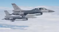 Bất ngờ khi bỏ tiền mua tên lửa AIM-120, nhưng khi sử dụng phải xin phép Mỹ