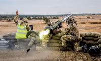 [ẢNH] Mỹ kêu gọi Ukraine chỉ dùng tên lửa chống tăng Javelin để phòng thủ