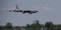 [ẢNH] Mỹ hồi sinh ‘pháo đài bay’ B-52 ‘đắp chiếu’ ngoài sa mạc suốt 12 năm