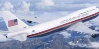 Tổng thống Biden bác đề xuất về màu sơn dành cho chuyên cơ Air Force One của ông Trump