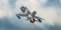 Vì sao Romania phải vội gọi tái ngũ MiG-21 dù mới chỉ loại biên 1 tháng?