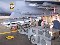 [ẢNH] Nga, Syria lo lắng khi Israel tung triệu đô mua siêu bom từ Mỹ?