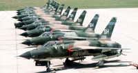 Vì sao 'thần sấm' F-105 Mỹ 'gãy cánh' liên tục trong chiến tranh Việt Nam?