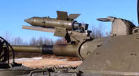 Phát bắn từ súng phóng lựu kích nổ dây chuyền, xé nát xe chiến đấu bộ binh BMP-1 tại Ukraine
