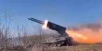 'Hỏa thần nhiệt áp' TOS-1A Nga bị Ukraine ‘bắt sống’ từ xe phóng tới xe tiếp đạn?