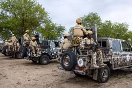 Mỹ phối hợp với Nigeria tiêu diệt thủ lĩnh số 2 của IS