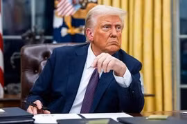 Tổng thống Mỹ Donald Trump đe dọa sẽ phá hủy Núi Pickaxe của Iran