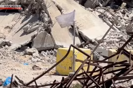 Israel mở rộng quyền kiểm soát tại Dải Gaza, đánh dấu ranh giới bằng Đường Vàng