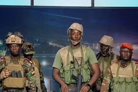 Nigeria điều máy bay chiến đấu hỗ trợ Benin phá âm mưu đảo chính 