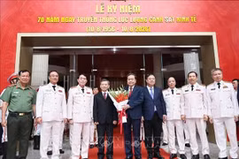 Chủ tịch Quốc hội dự Lễ kỷ niệm 70 năm Ngày truyền thống lực lượng Cảnh sát kinh tế