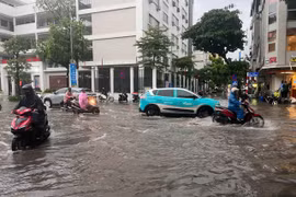  Bắc bộ mưa kéo dài, nhiều nơi mưa cực lớn