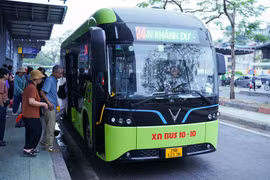 Hà Nội tăng tần suất xe buýt, tàu điện phục vụ các kỳ thi tuyển sinh và tốt nghiệp