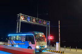 Chính thức thu phí 5 dự án thành phần cao tốc Bắc- Nam qua miền Trung từ 20h tối qua