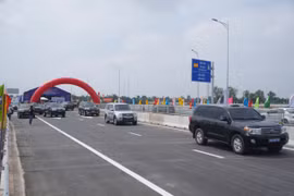 Cụ thể mức phí thu trên 13 đoạn dự án cao tốc Bắc- Nam do Nhà nước đầu tư