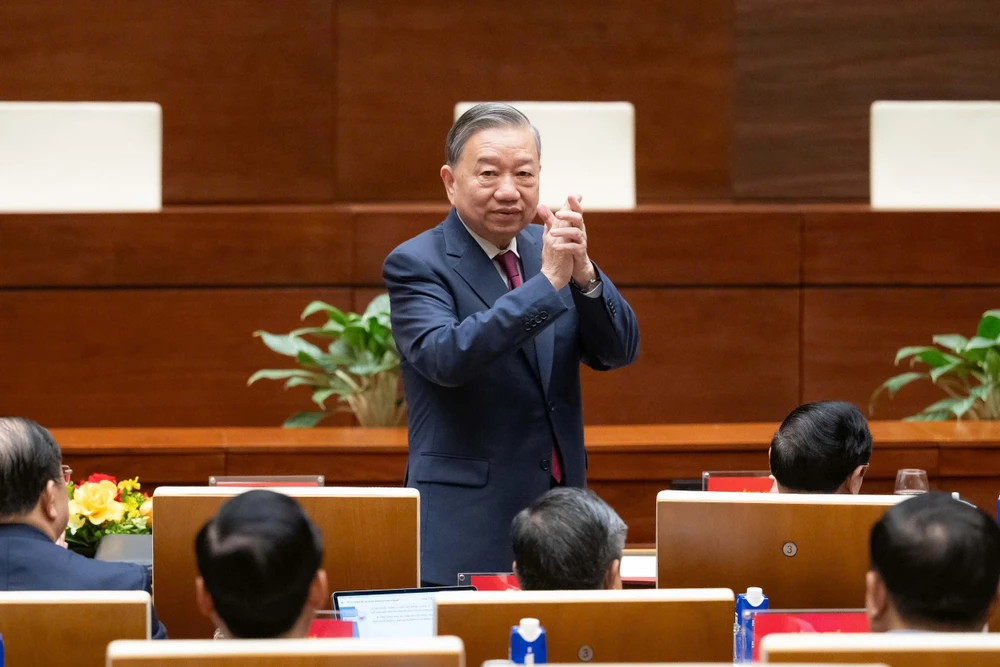 Hơn 1,9 triệu cán bộ, đảng viên cả nước dự hội nghị học tập, quán triệt Nghị quyết Đại hội XIV của Đảng