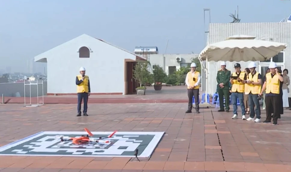 Lần đầu tiên tại Việt Nam: Bệnh viện thí điểm dùng UAV vận chuyển mẫu xét nghiệm, thuốc, thiết bị y tế…