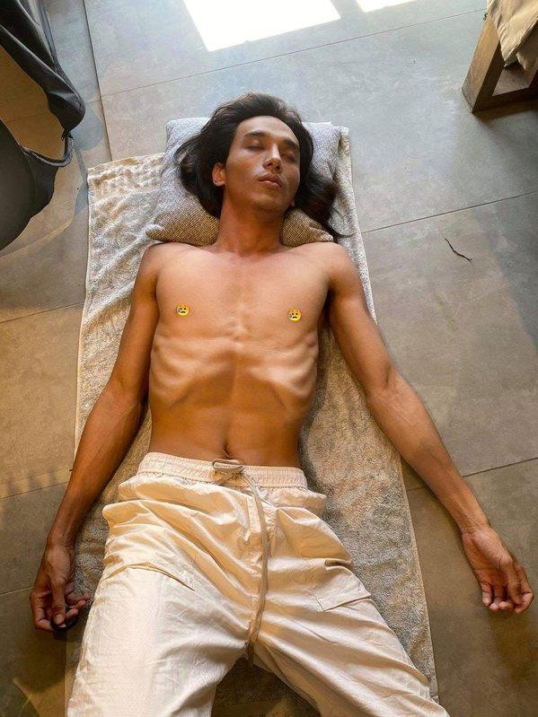 Bức ảnh "gầy trơ xương" của Thuận Nguyễn khiến nhiều người hốt hoảng