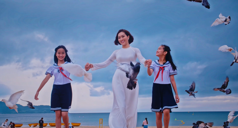 Hình ảnh trong MV "Việt Nam ơi, cùng bước tới vinh quang"