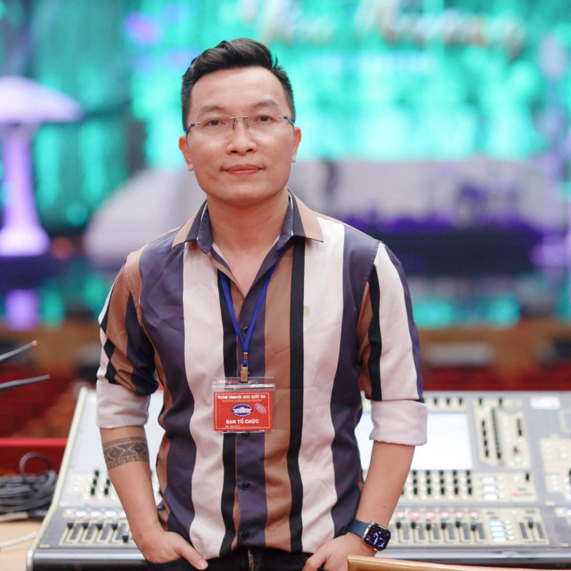 Đạo diễn Nguyễn Anh Dũng