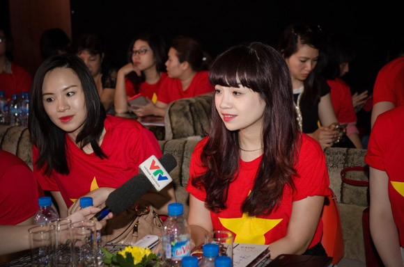 Xúc động MV Quốc ca được hàng ngàn người chung tay thực hiện ảnh 10